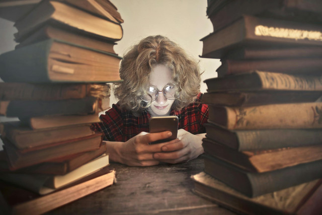 7 Aplikasi Baca Novel Dapat Uang yang Aman dan Terbukti Membayar 7 Aplikasi Baca Novel Dapat Uang yang Aman dan Terbukti Membayar