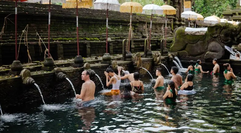 Jelajahi Keindahan Alam di Bali: Destinasi Alam Terbaik 2025 Jelajahi Keindahan Alam di Bali: Destinasi Alam Terbaik 2025